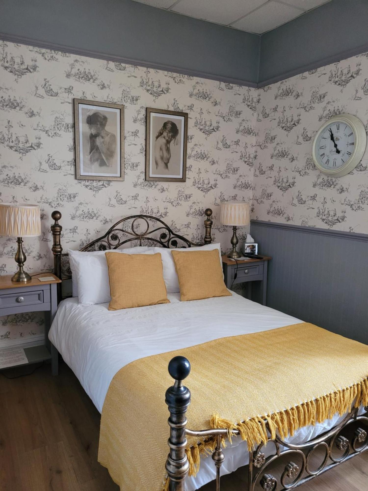 J'S Mayfair Guest House แบล็คพูล ภายนอก รูปภาพ